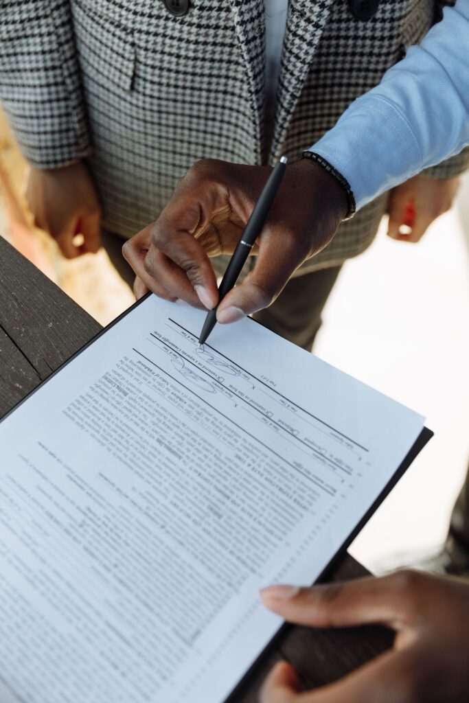 Author expertise and trustworthiness in digital marketing content